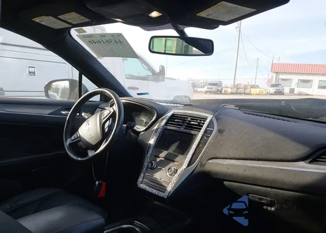 2017 Lincoln Mkc Premiere z USA, uszkodzony, nr VIN 5LMCJ1C90HUL15405